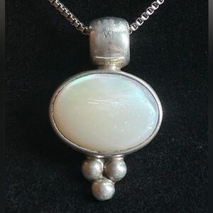 Vintage Mexico Sterling Silver Pendant with Natural Cats Eye Cabochon